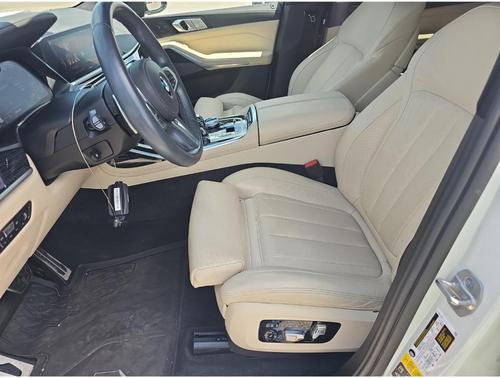 2021 BMW X7 M50i