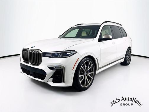2021 BMW X7 M50i
