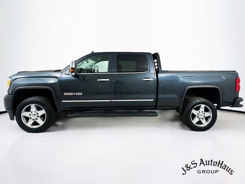 2017 GMC Sierra 2500 SLT