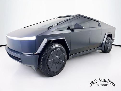 2024 Tesla Cybertruck Cyberbeast