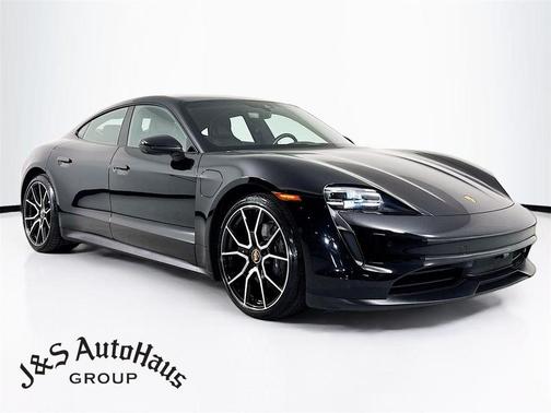 2022 Porsche Taycan Base