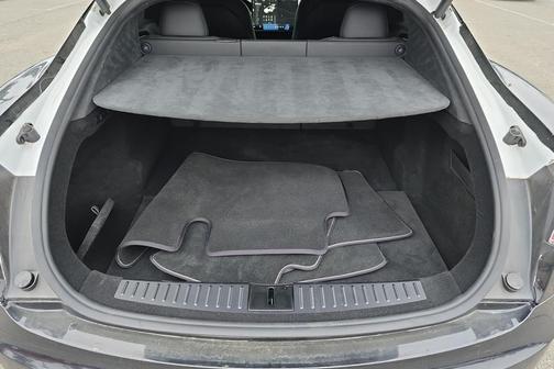 2021 Tesla Model S Plaid