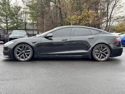 2021 Tesla Model S Plaid