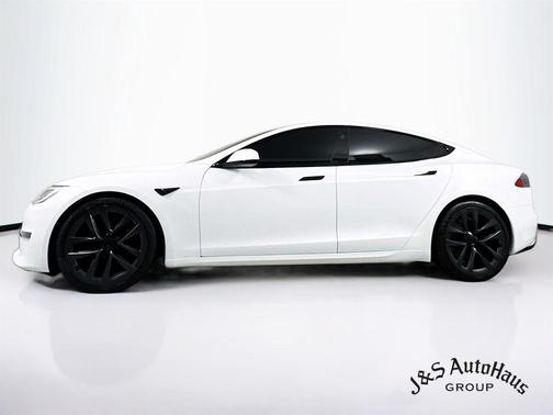 2021 Tesla Model S Plaid