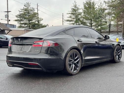 2021 Tesla Model S Plaid