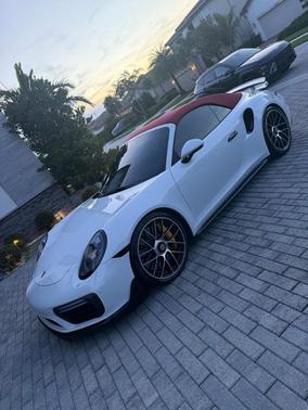 2017 Porsche 911 Turbo S