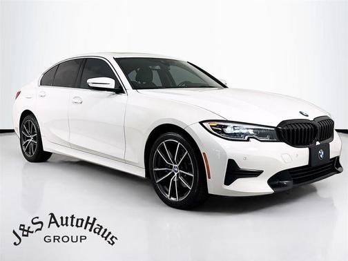 2019 BMW 330 i xDrive