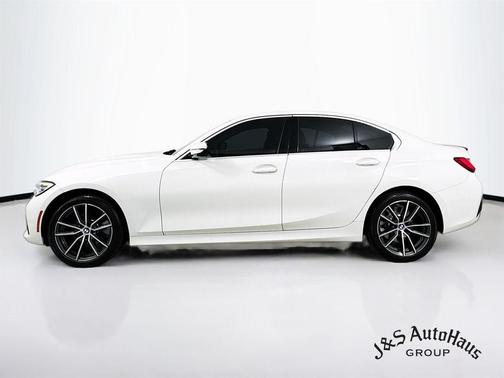 2019 BMW 330 i xDrive