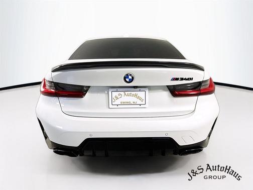 2023 BMW M340 i xDrive