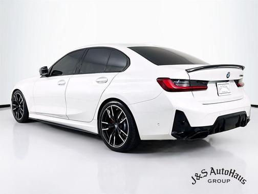 2023 BMW M340 i xDrive