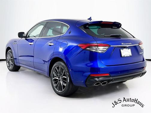 2022 Maserati Levante Modena