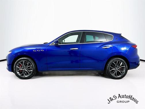 2022 Maserati Levante Modena