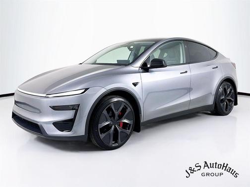 2026 Tesla Model Y Performance