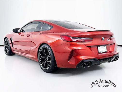2022 BMW M8 Competition
