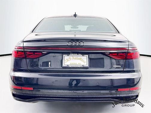 2022 Audi A8 L 55
