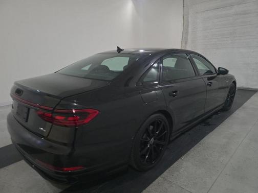2022 Audi A8 L 55