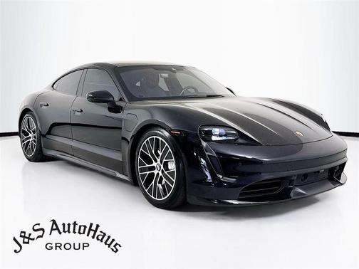 2020 Porsche Taycan Turbo