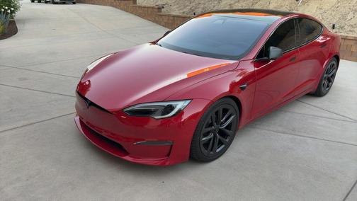 2022 Tesla Model S Plaid