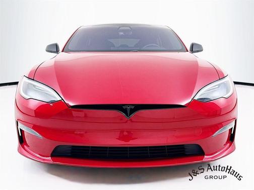 2022 Tesla Model S Plaid