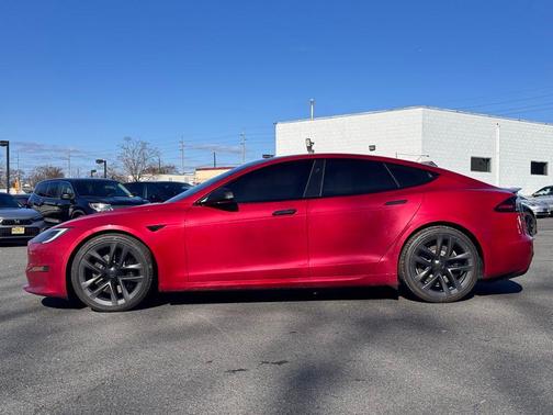 2022 Tesla Model S Plaid