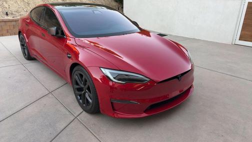 2022 Tesla Model S Plaid