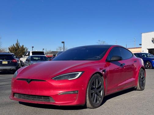 2022 Tesla Model S Plaid