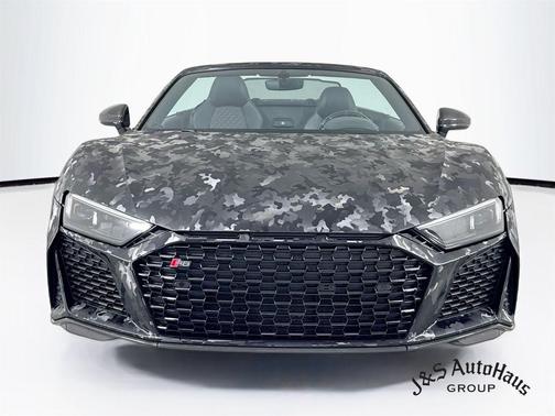 Mythos Black Metallic w/ Black Roof 2020 Audi R8 5.2 V10 performance