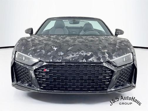 Mythos Black Metallic w/ Black Roof 2020 Audi R8 5.2 V10 performance