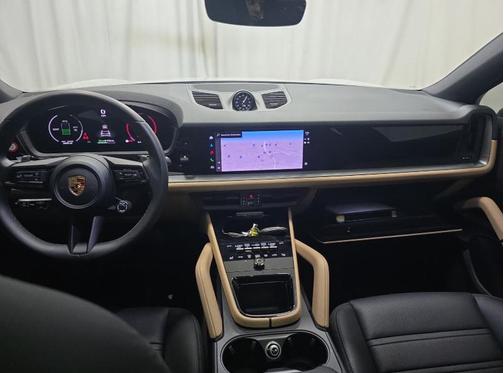 2024 Porsche Cayenne Base