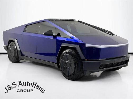 Stainless Steel 2024 Tesla Cybertruck Cyberbeast