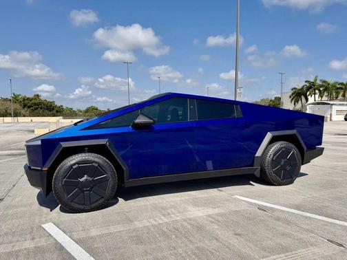 2024 Tesla Cybertruck Cyberbeast