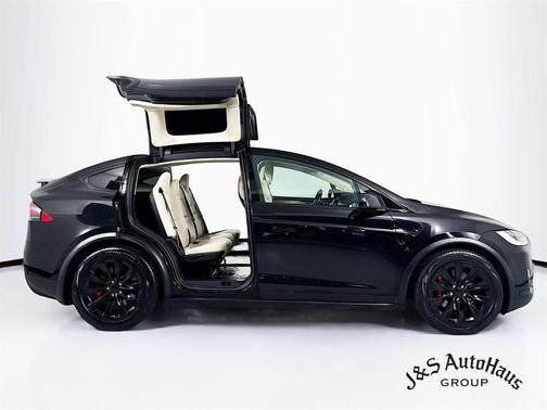 2018 Tesla Model X 75D