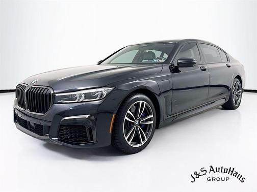 2021 BMW 745e xDrive