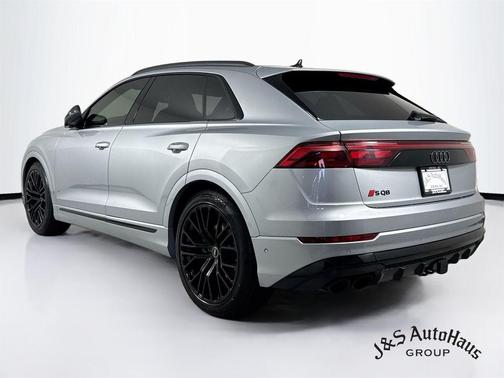 Satellite Silver Metallic 2024 Audi SQ8 4.0T Prestige