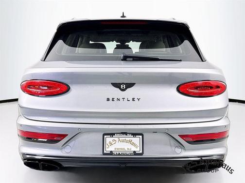 2021 Bentley Bentayga V8