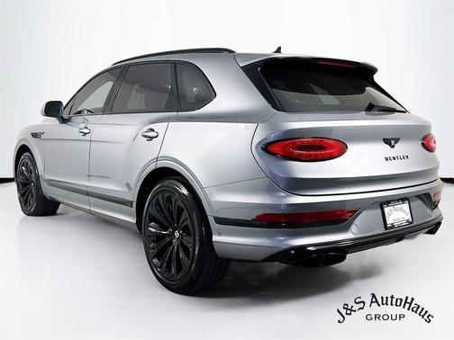 2021 Bentley Bentayga V8