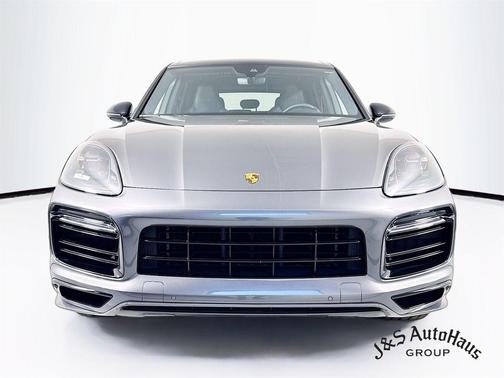 2022 Porsche Cayenne GTS