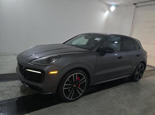 2022 Porsche Cayenne GTS