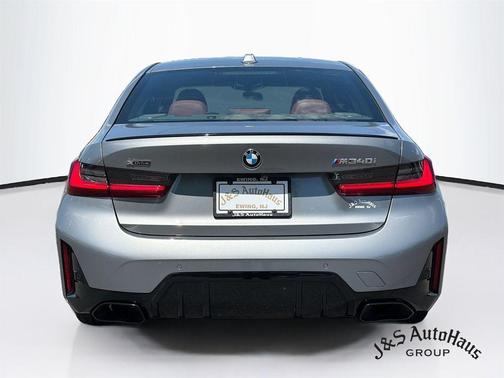 Skyscraper Gray Metallic 2023 BMW M340 i xDrive