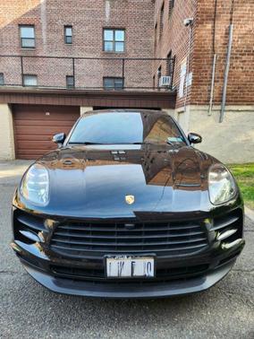 2021 Porsche Macan S