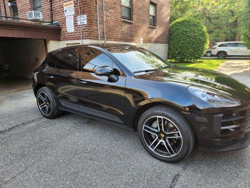 2021 Porsche Macan S