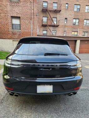 2021 Porsche Macan S