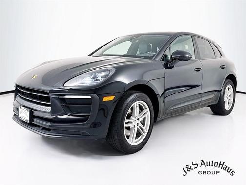 2022 Porsche Macan Base