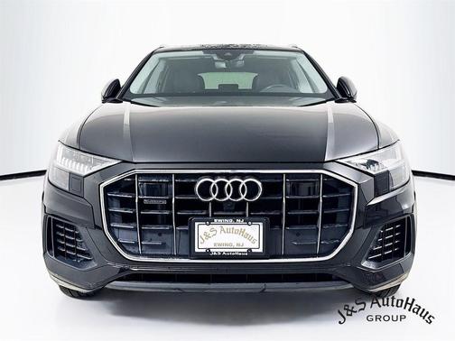 2023 Audi Q8 55 Premium Plus