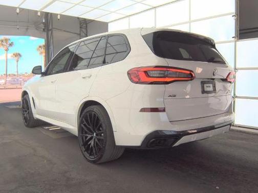 2020 BMW X5 M50i