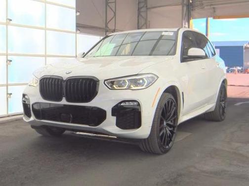 2020 BMW X5 M50i