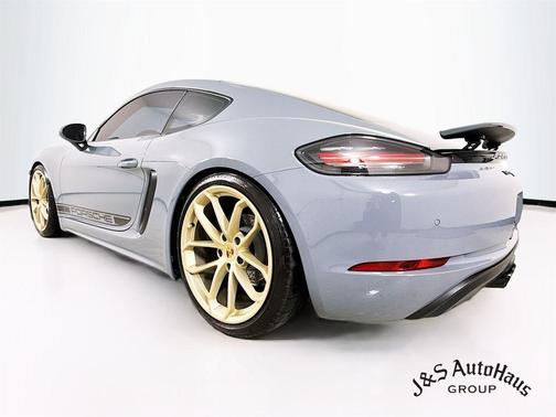 2024 Porsche 718 Cayman Base