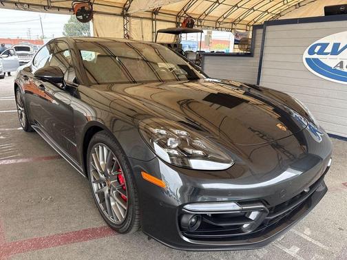 Volcano Grey Metallic 2023 Porsche Panamera GTS