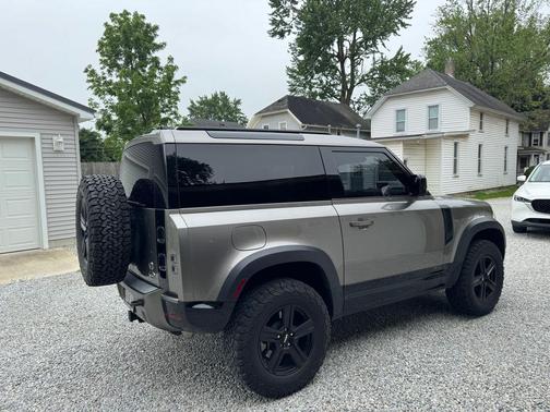 2021 Land Rover Defender 90 X-Dynamic S