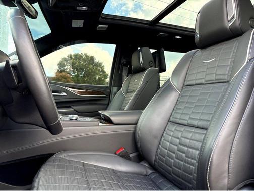 2024 Cadillac Escalade ESV Premium Luxury Platinum